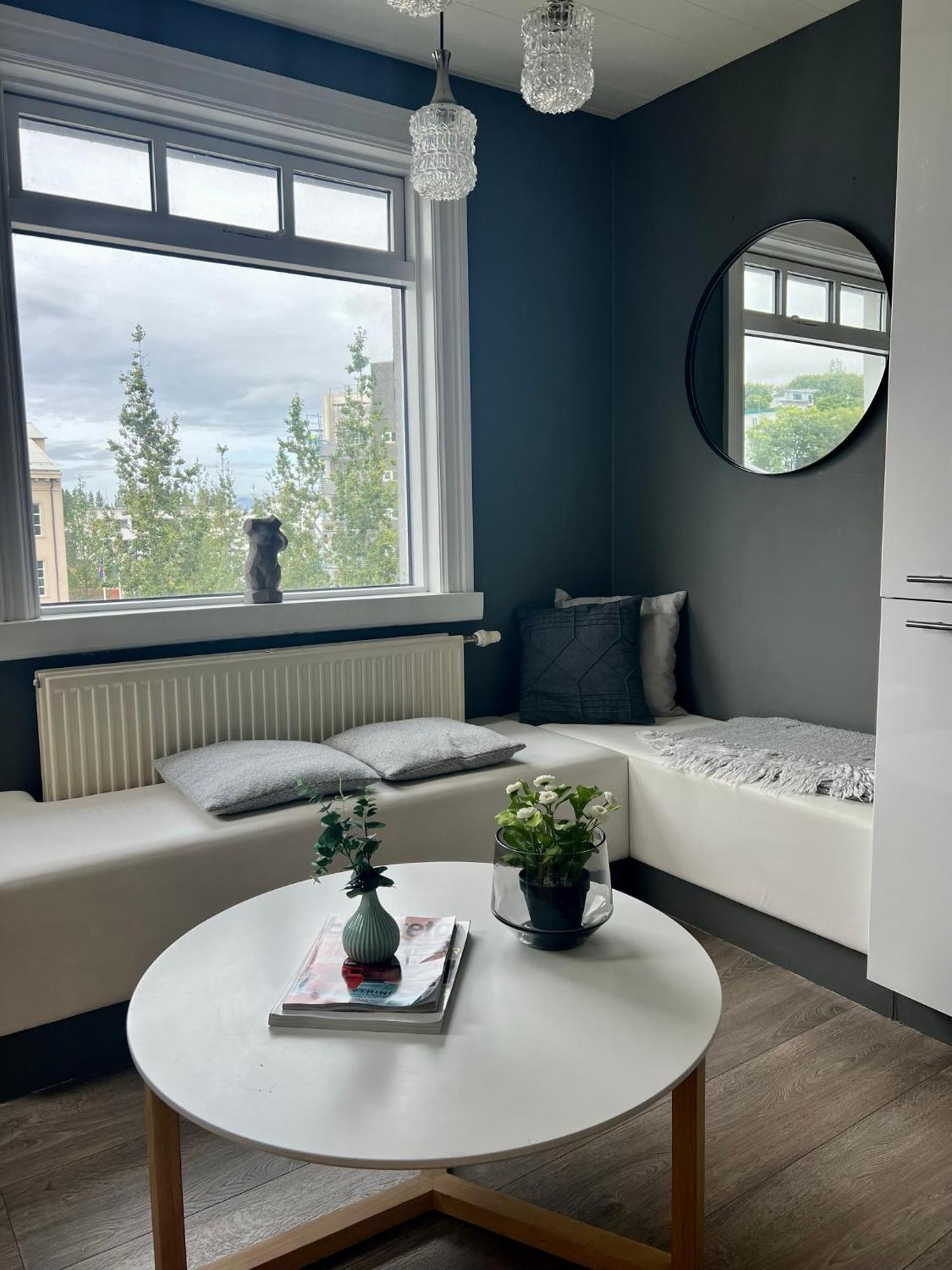 Lovely Penthouse Downtown With 3 Bedrooms Akureyri Exterior foto